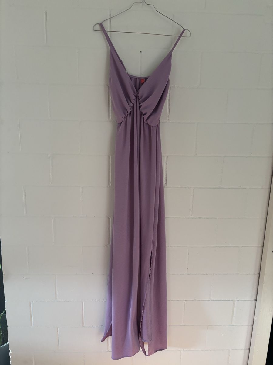 Kleider: Kleid lila Grösse M Maxikleid – Gebraucht aus Eggenwil von fur_5p96 1