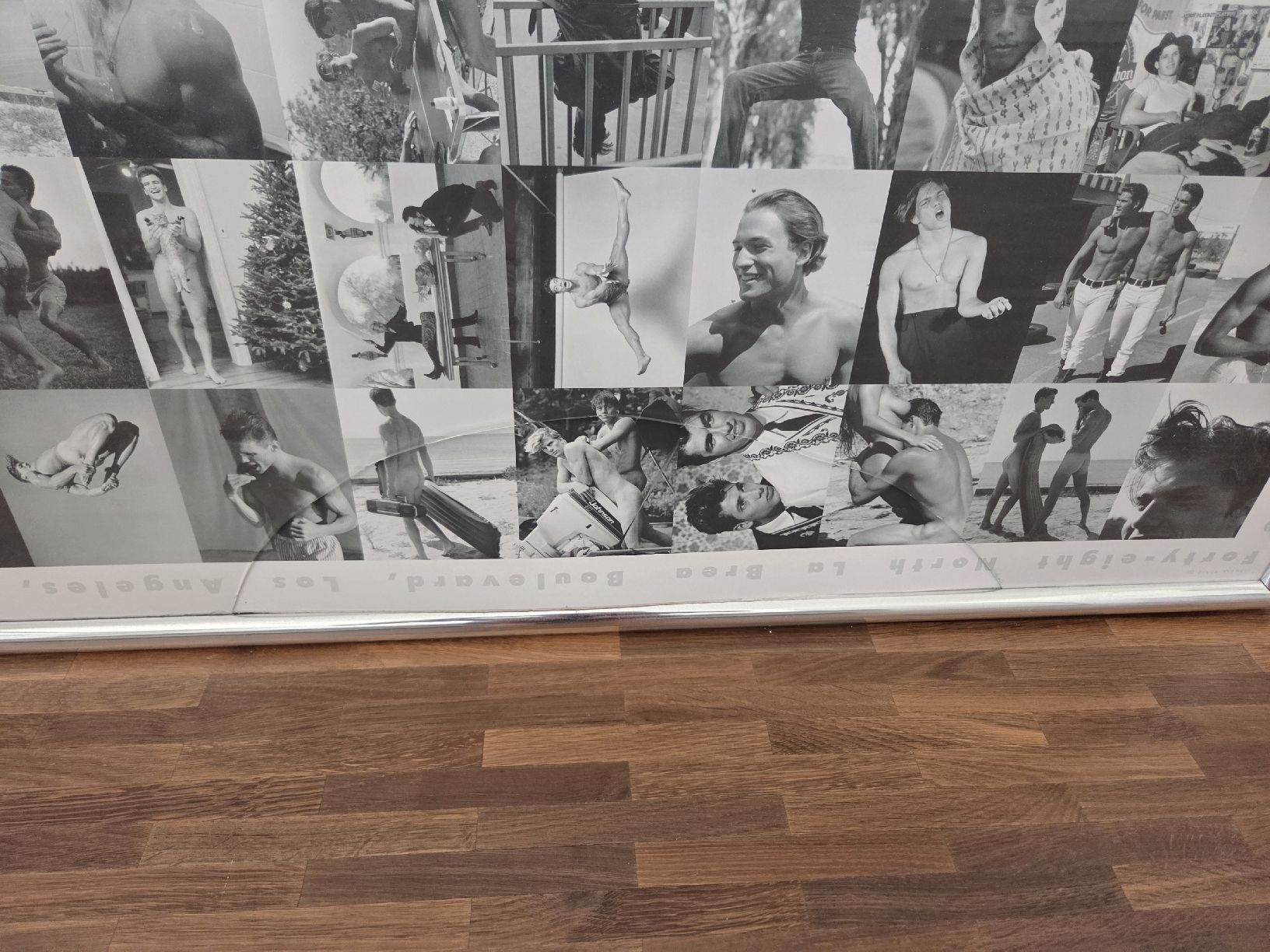 Poster & Bilder: Bild von Bruce Weber mit defektem Glas  – Defekt aus Zürich von report73 1