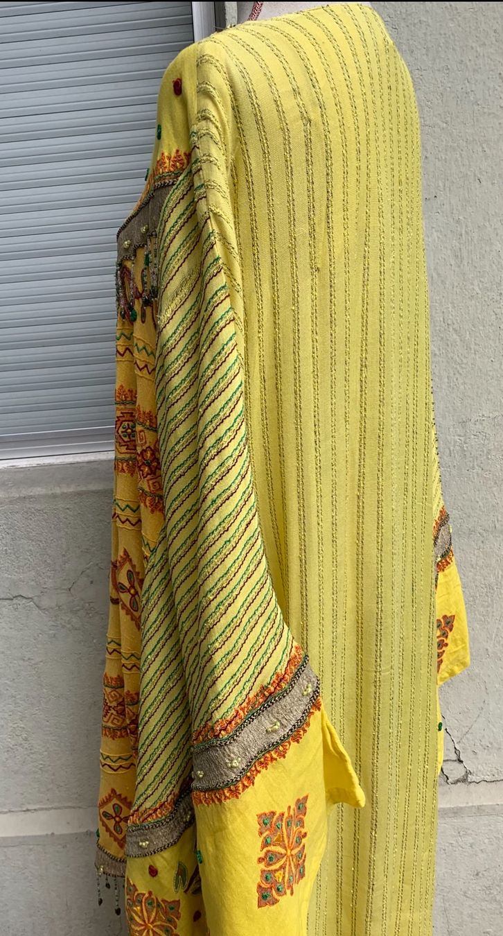 Kleider: Superbe robe style CAFTAN VINTAGE brodé de perles t.L – Gebraucht aus Martigny von only__you 4
