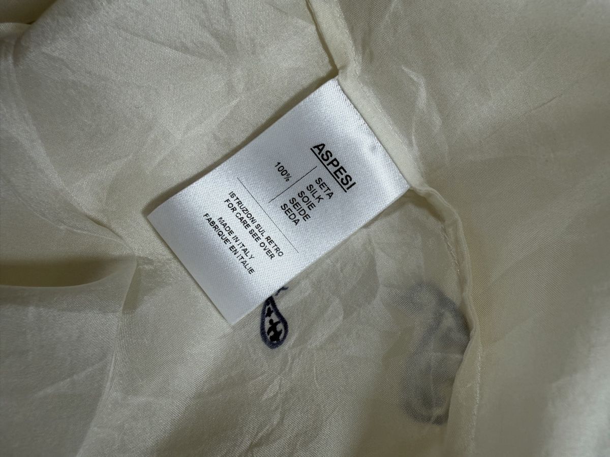Aspesi Camicette: ASPESI cream silk paisley blouse  – Usato da Knonau venduto da Grapesvintage 5