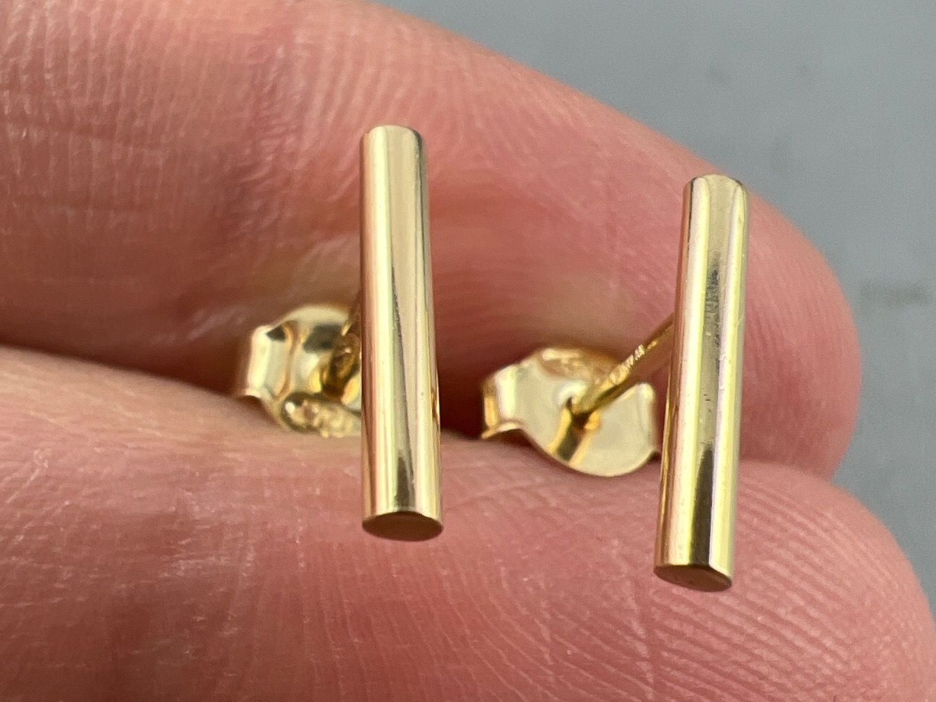 Orecchini pendenti & Orecchini a lobo: Ohrstecker 750 Gold – Usato da Niederuzwil venduto da leo_8857