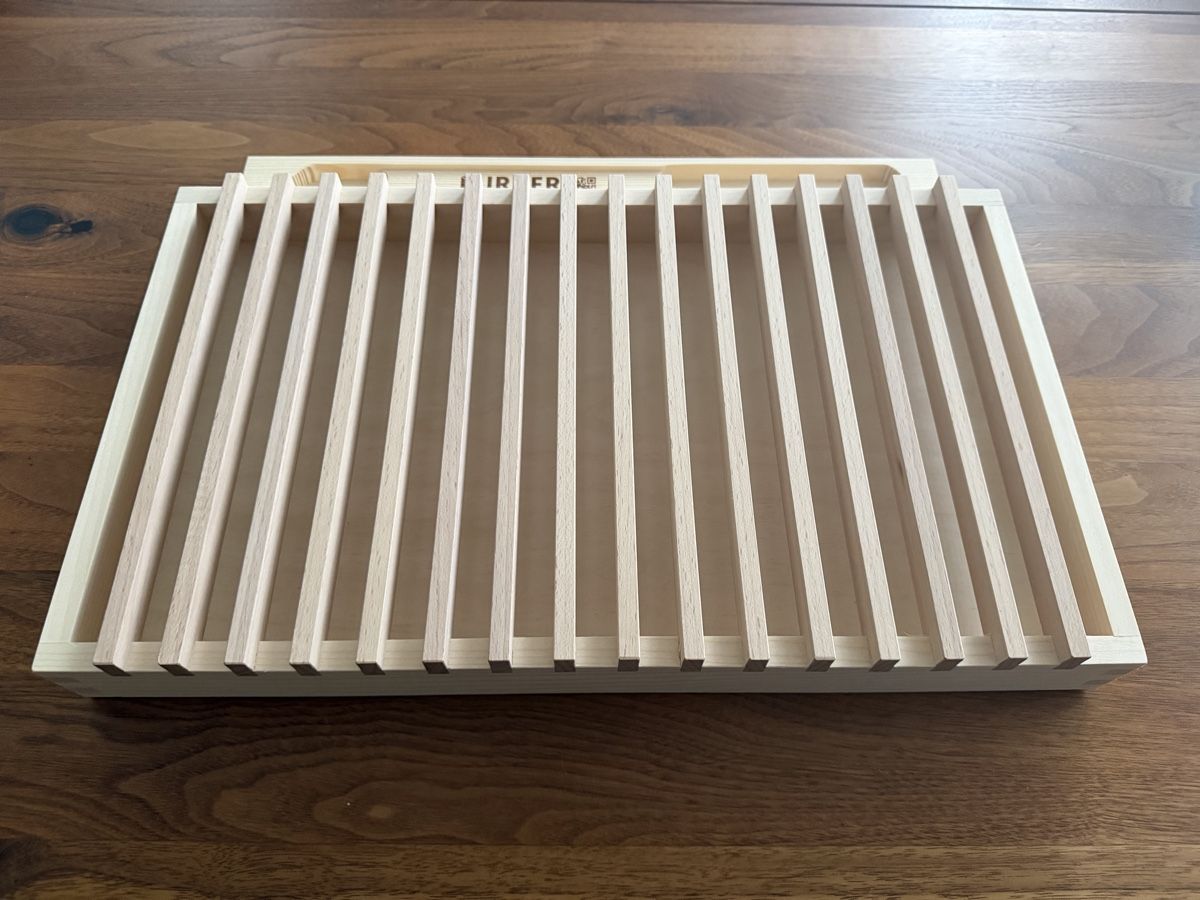 Elettrodomestici da cucina: Neues Brotschneidebrett aus Holz – Nuovo (secondo la descrizione) da Wetzikon ZH venduto da mx5rx7 1