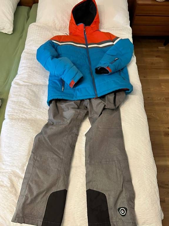 Completi, tute sportive e funzionali: Skidress killtec, Grösse L – Usato da Lyss venduto da af123