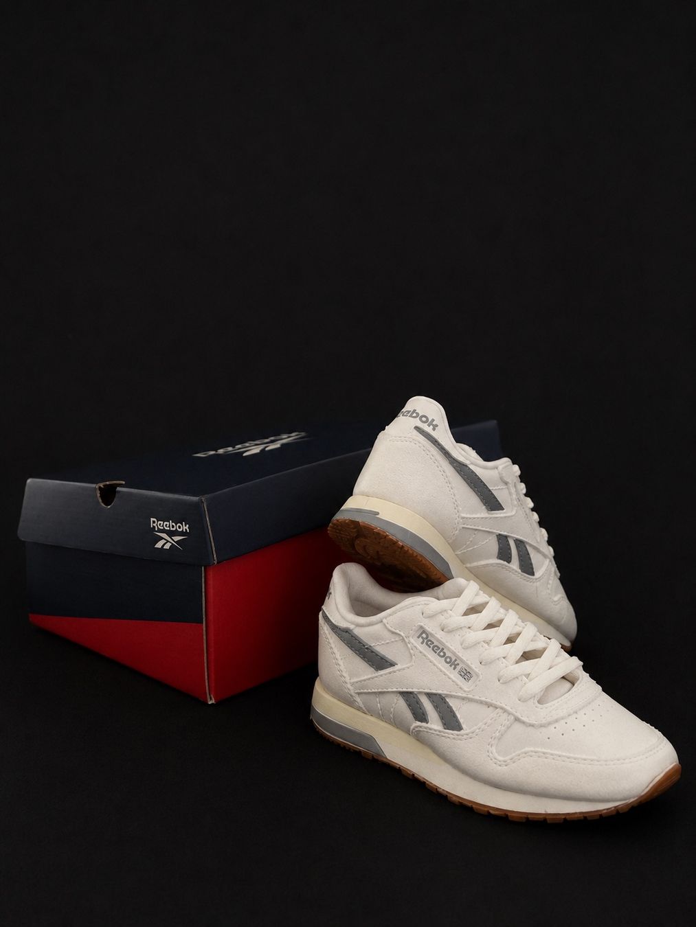 Tutte le decorazioni: Reebok  – Miniatur – Usato da Fribourg venduto da AngeAvecH