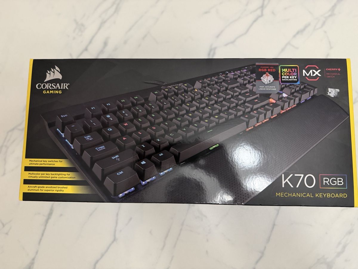 Corsair Tastiere: Corsair K70 RGB Mechanical Keyboard – Nuovo e nell'imballaggio originale da Uster venduto da Dervisevic_Su