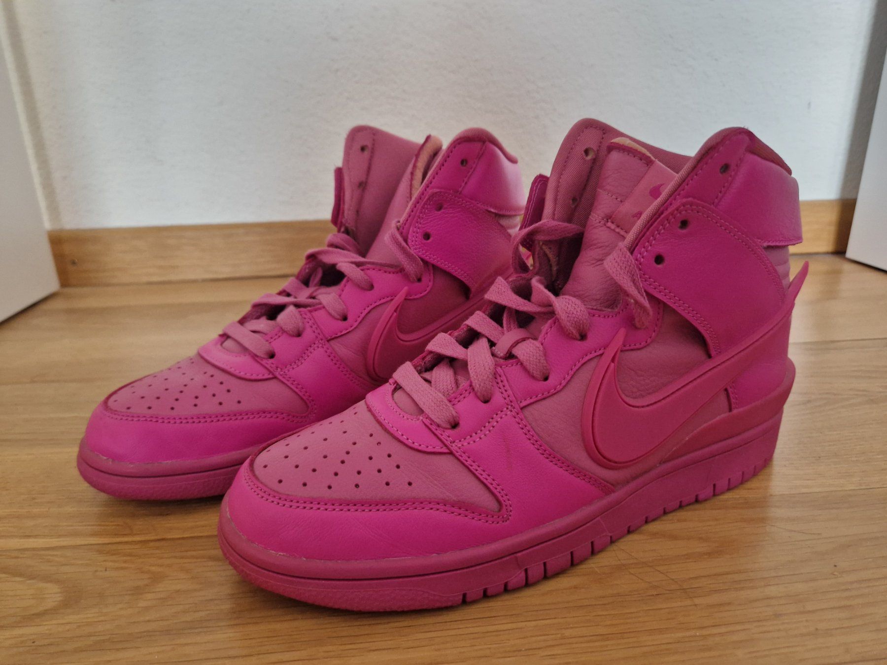 Nike Scarpe da uomo: Nike Ambush Dunk High Fuchsia Gr. 41 – Usato da Sargans venduto da ToeBee01