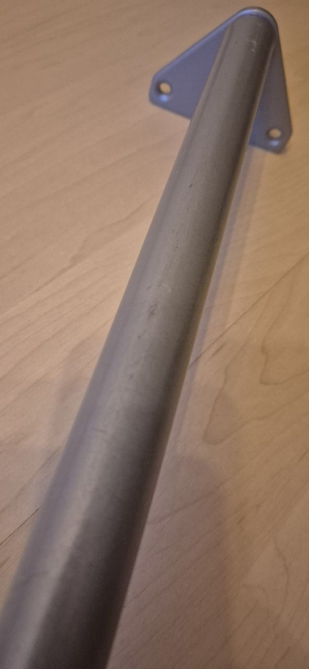 Ikea Supporti a parete: Graue Pax Kleiderstange 1m, Vielseitig einsetzbar, Robust – Usato da Rieden AG venduto da HansanaC 2