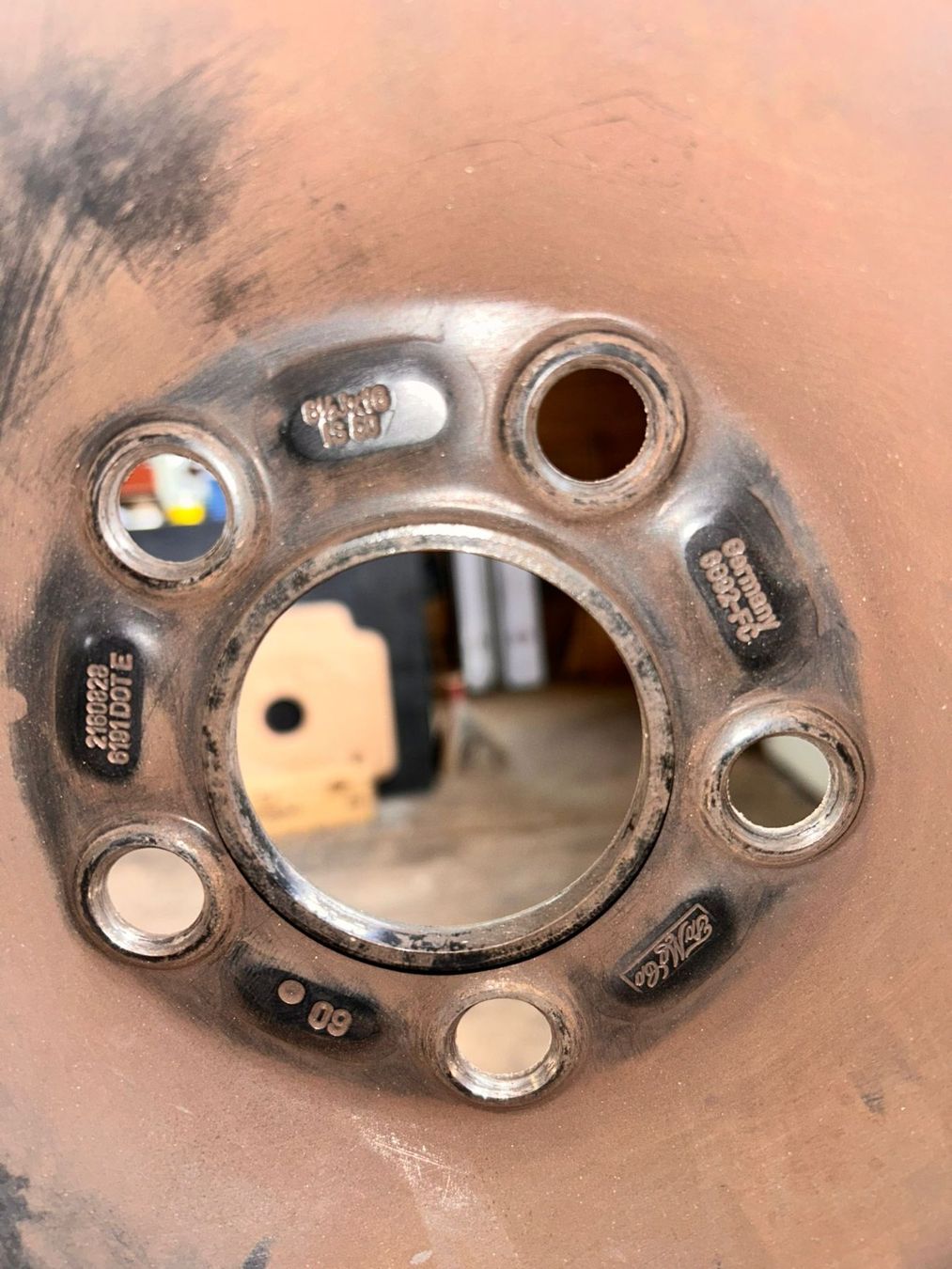 Ford Pneus & Kompletträder: 4 Roues Ford Transit – Gebraucht aus Romont FR von Thoma_bdn 4