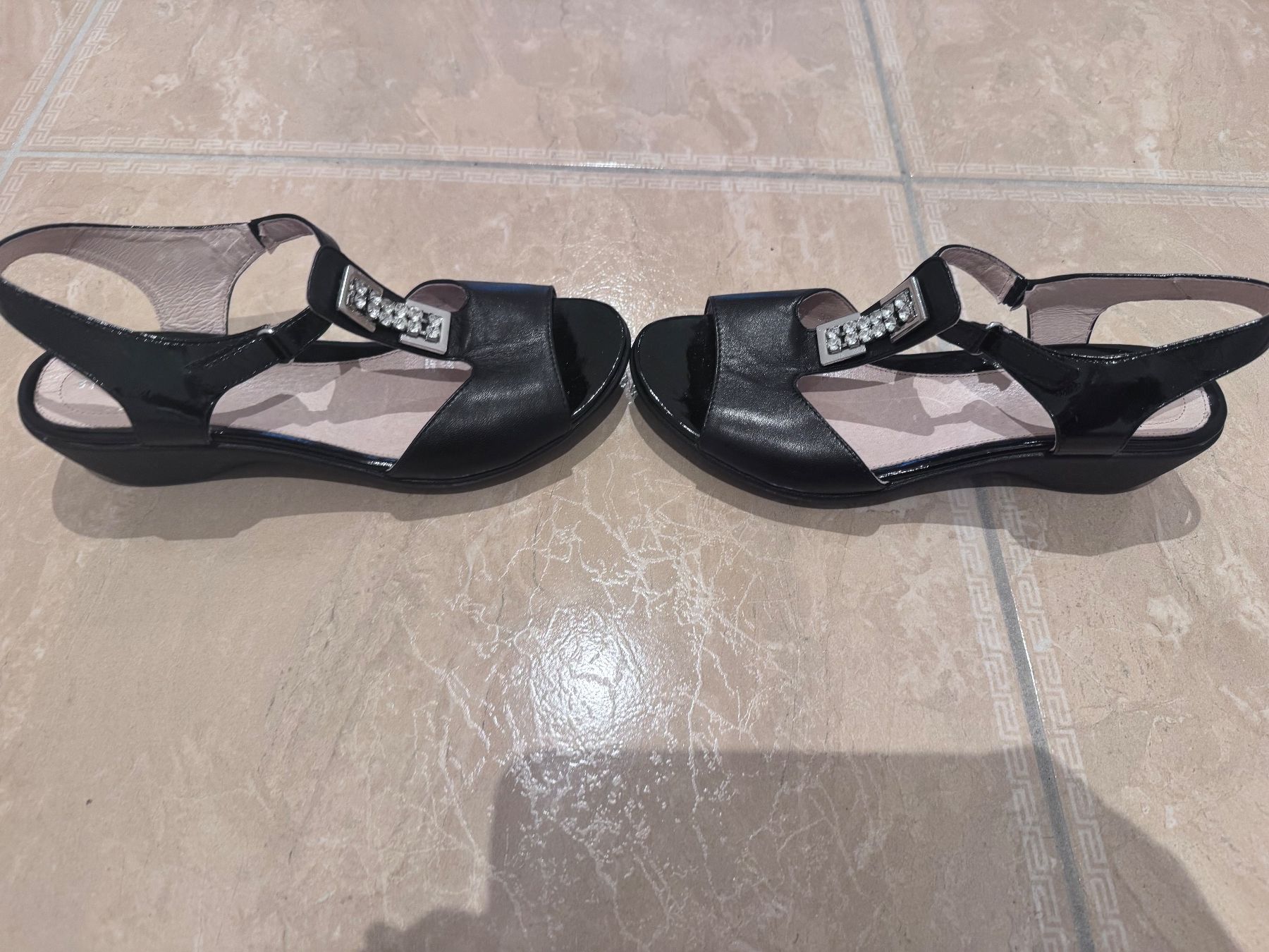 Scarpe da donna: Stonefly NWT Sandalen, 38 NO 94 Fr – Nuovo (secondo la descrizione) da Klingnau venduto da Markus14