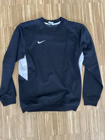 Nike Pullover schwarz weiss Grösse S guter Zustand