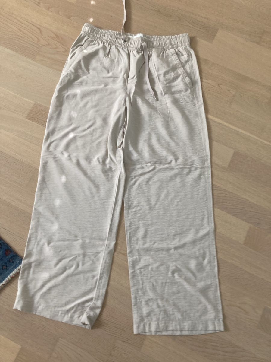 Pantaloni: fabrikneue Sommerhose, Gr. 38 – Nuovo e nell'imballaggio originale da Otelfingen venduto da pat_8jmb