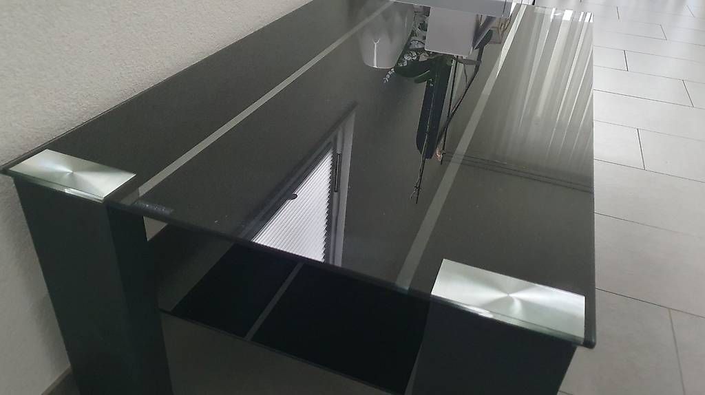 Tische: Couchtisch schwarz aus Glas – Gebraucht aus Basel von Ringe1 2