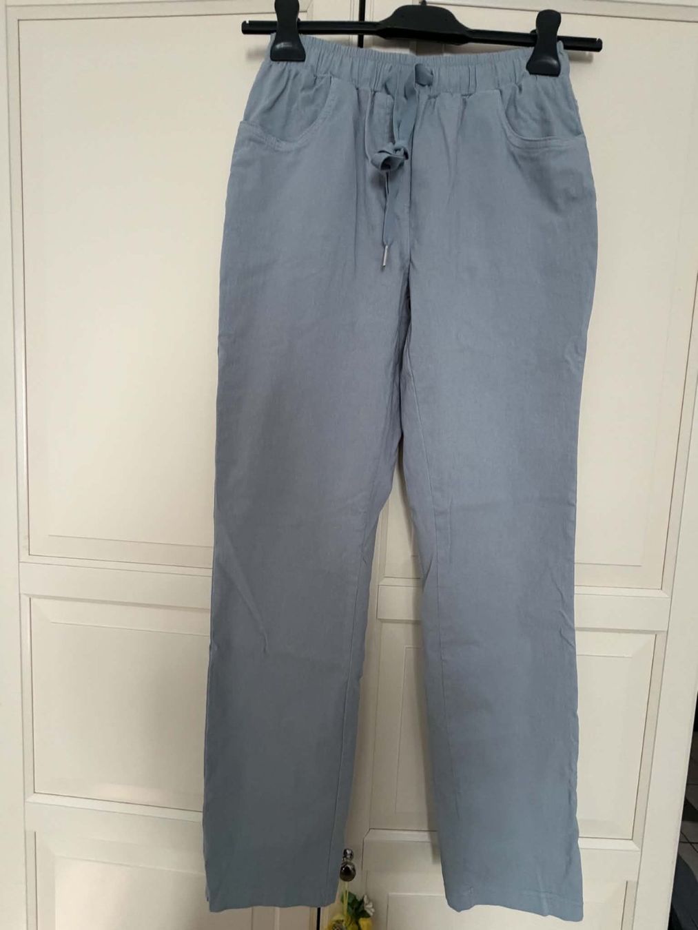 Pantaloni: Neu Freizeit Hose M – Nuovo (secondo la descrizione) da Liestal venduto da aarroon