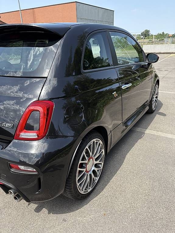 Abarth Autos: Abarth F595 165Cv – Gebraucht aus Lugano von lor_tn6q 2