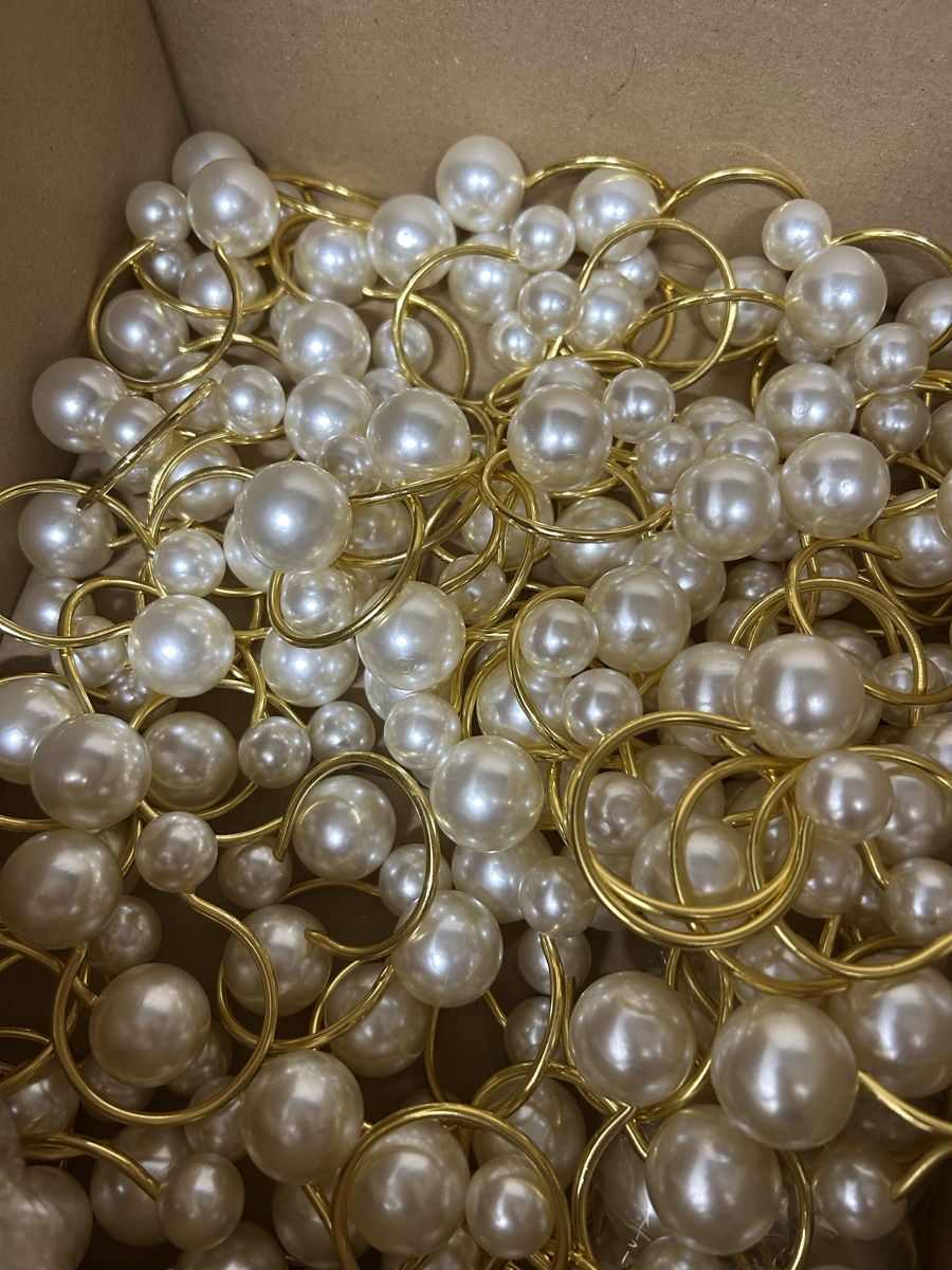 Altro in Decorazioni & Accessori: Serviettenringe mit Perlen, Gold, Hochzeit, 95 Stk. – Usato da Nänikon venduto da cyra00 2