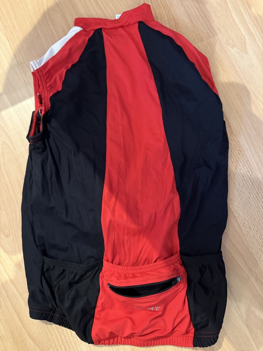 Craft Canottiere & Pantaloni: Craft Radtrikot Top Gr. 40 Rot/Schwarz – Usato da Dottikon venduto da nic_sp2m 1