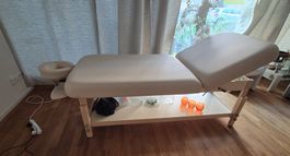 Massageliege verstellbar,  beige,  wie neu