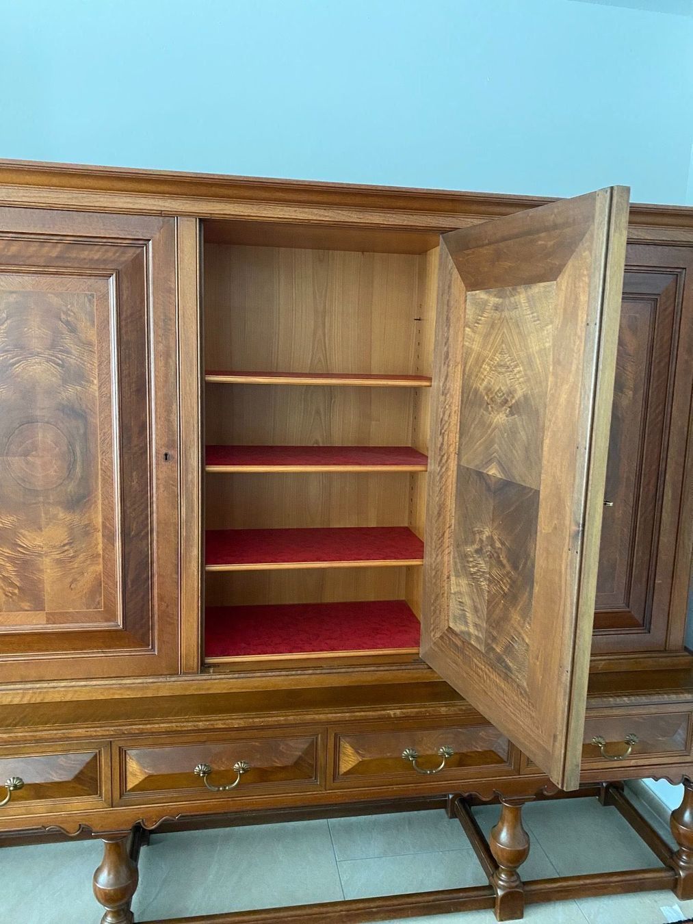 Schränke: Wandschrank massiv Holz – Gebraucht aus Wallisellen von Lunajuanito 5