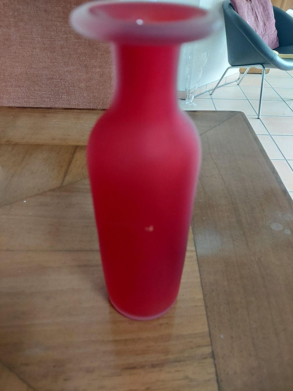 Murano Vasen & Gefässe: Murano Glas Vase, dunkelrot, mit Marke – Gebraucht aus Hergiswil NW von maiette-23.N 3