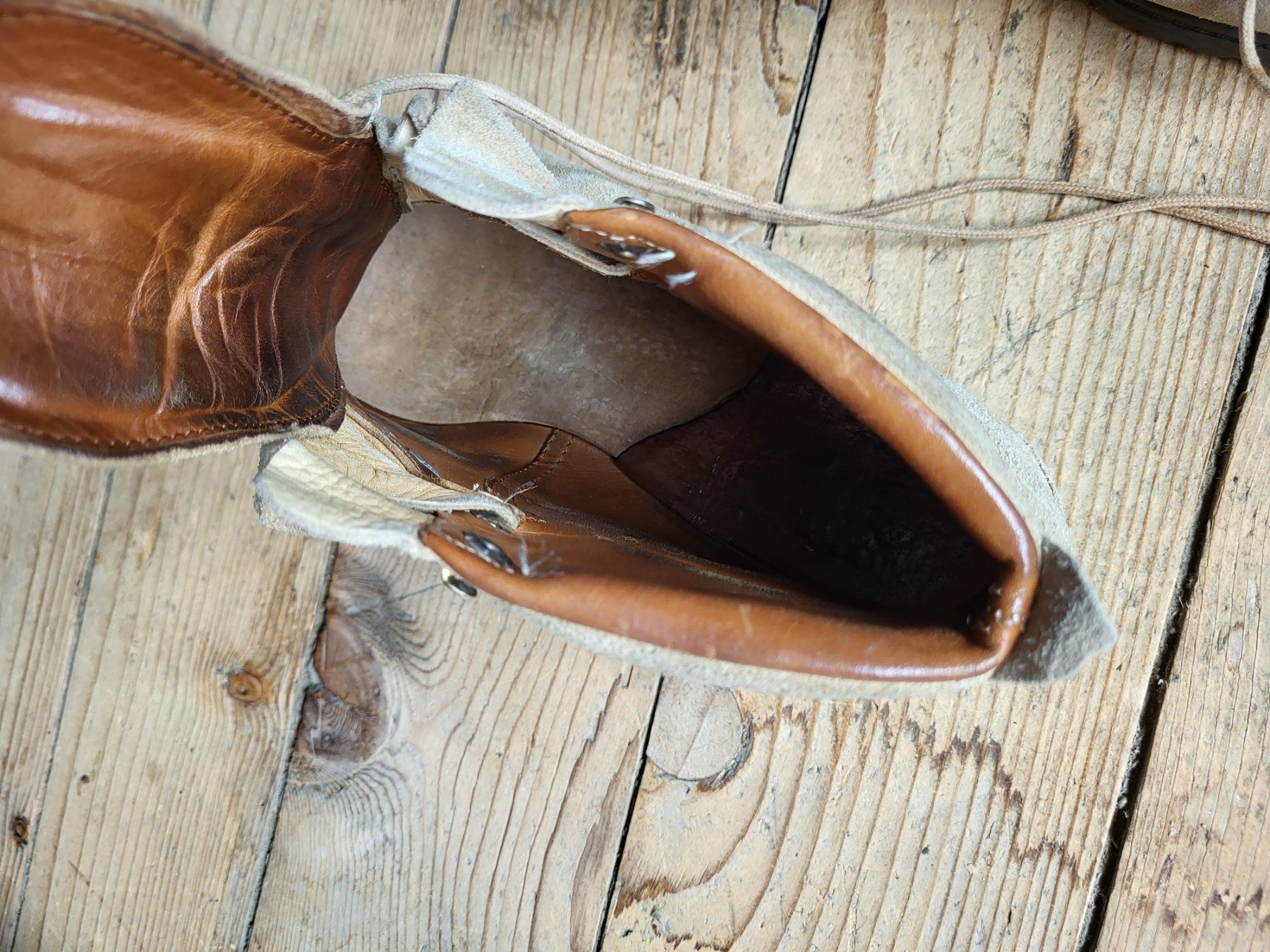 Scarpe da donna: Wanderschuhe – Usato da Flawil venduto da Uncristalized 4