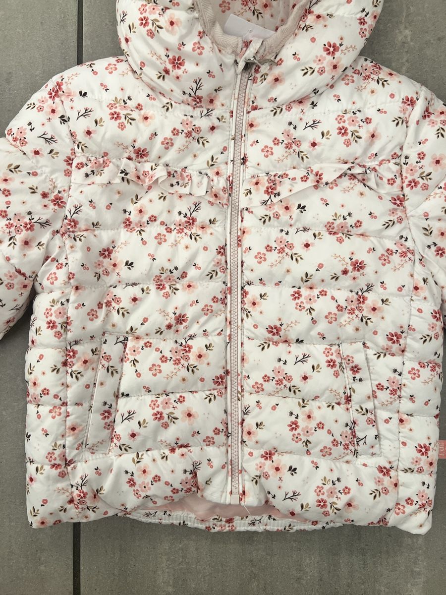 C&A Jacken & Mäntel: Steppjacke Mädchen Grösse 92 TOP Zustand – Neu (gemäss Beschreibung) aus Bergdietikon von Katja_Toretto 3