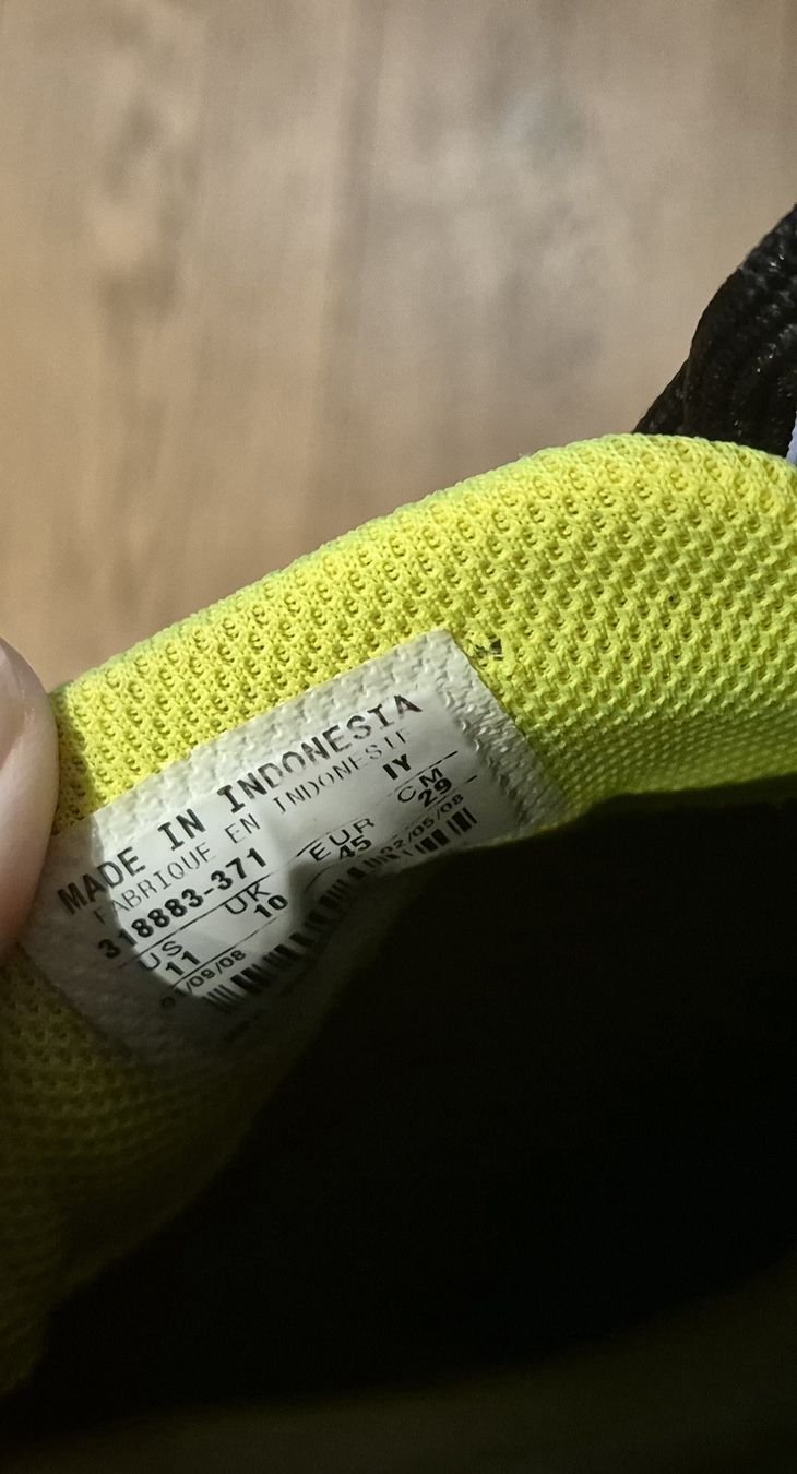 Nike Scarpe da uomo: Fussballschuhe Gr.45 – Usato da Schaffhausen venduto da peggi77755 1