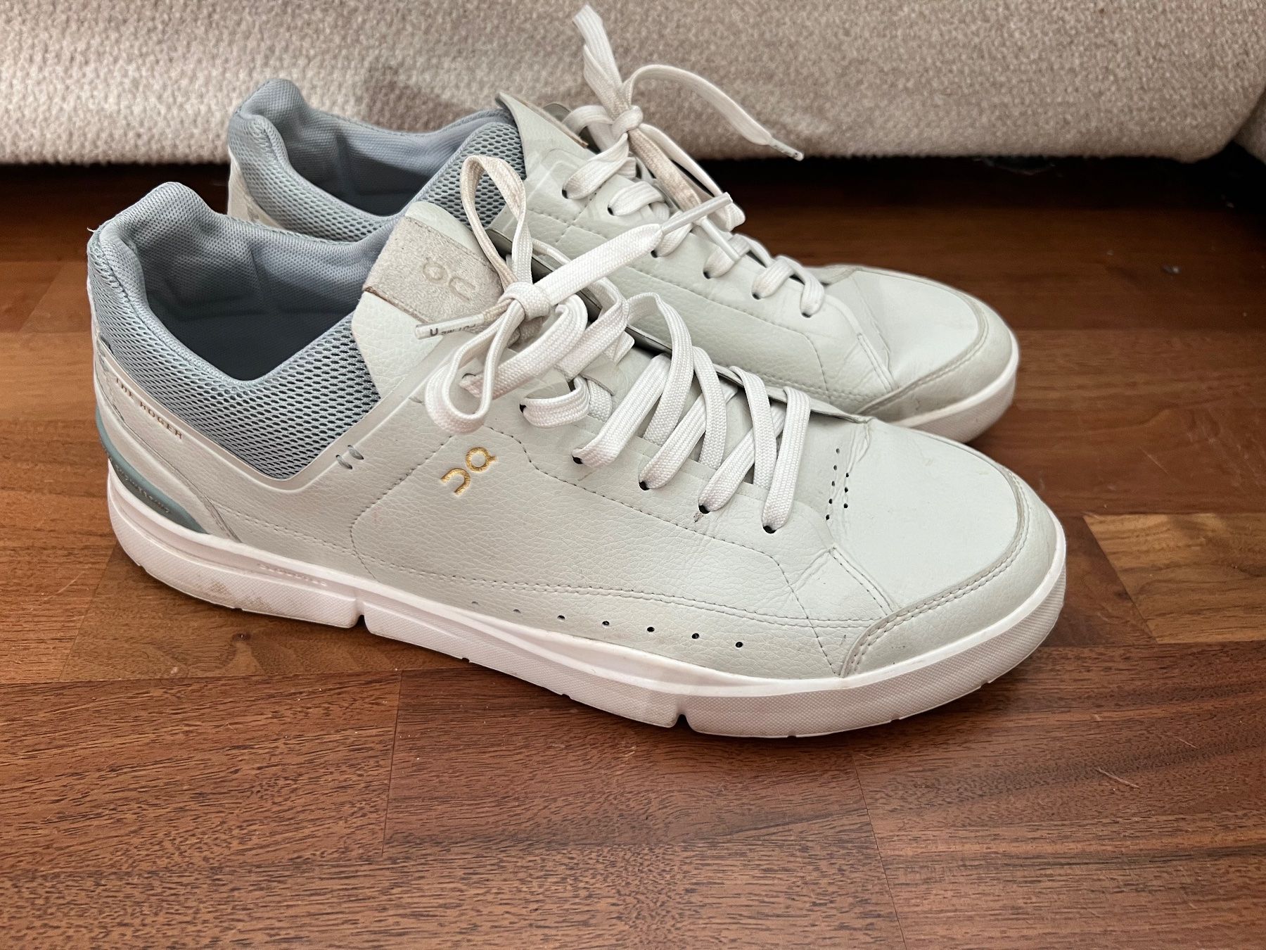 On Scarpe da uomo: On Cloud The Roger Sneaker weiss Leder 46 – Usato da Jona venduto da Sariksa