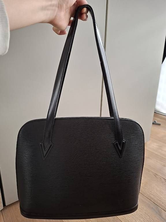 Borse da donna: Louis Vuitton Lussac Handbag Epi Leather – Usato da Untersiggenthal venduto da Sjkaoru 4
