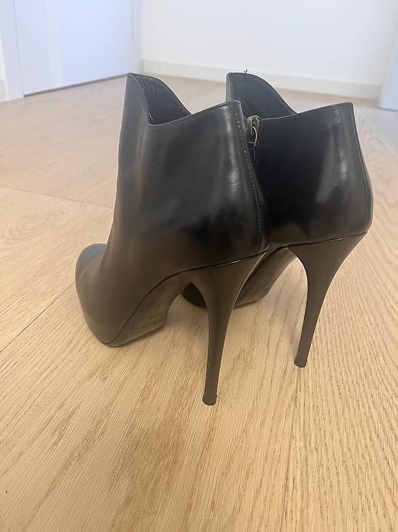 Scarpe da donna: Bottines à talon Ralph Lauren Collection 40B – Usato da Bern venduto da pau_rh6b 1