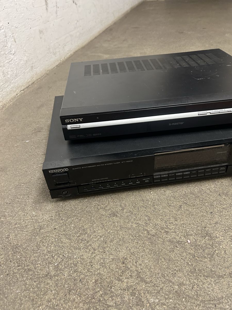 Funktechnik: Sony  – Gebraucht aus Basel von Krisztina.na 3