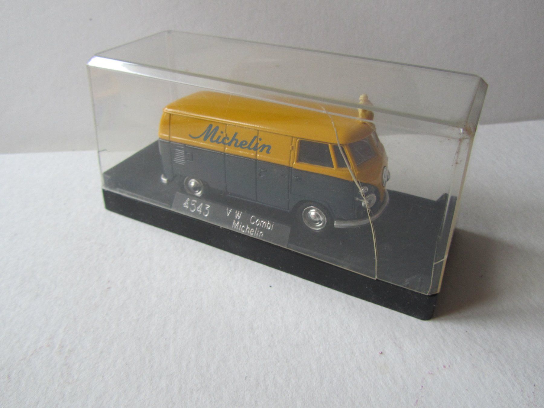 Solido Modellini d'auto: VW Combi Michelin, Solido – Usato da Weiningen ZH venduto da dietsch57 7