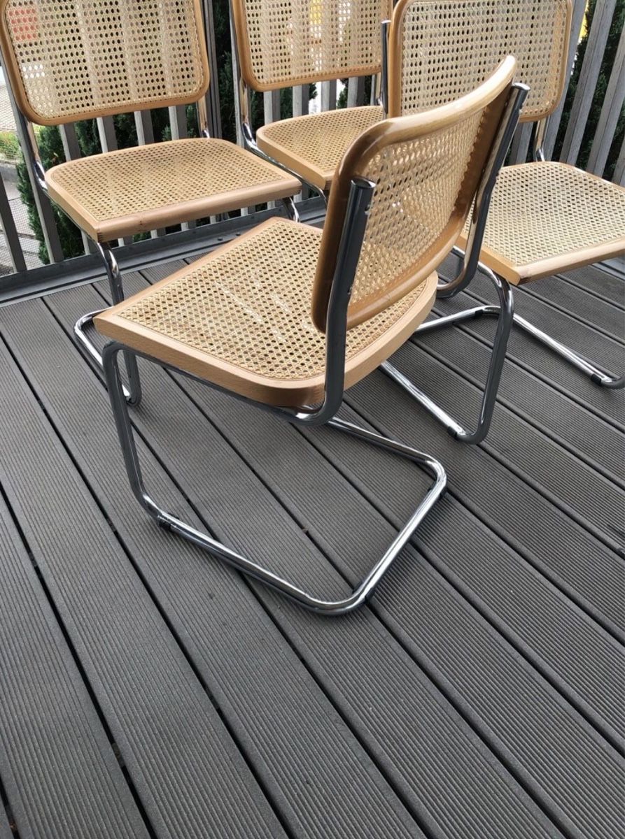Chaises: Holz Freischwinger 4x – D'occasion à Fribourg par ann_l9b7 3