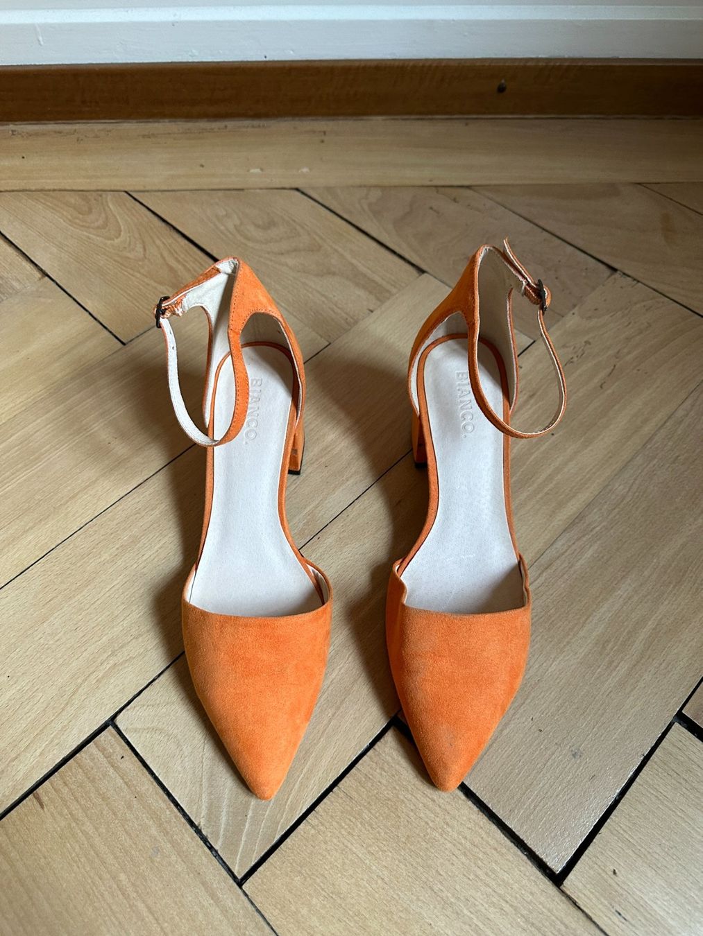 Scarpe da donna: BIANCO - Sandalette orange 39 – Usato da Zürich venduto da Diazaio 1