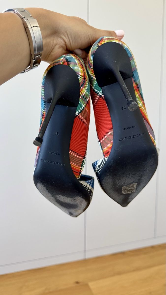 Burberry Scarpe da donna: Burberry tartan heels, size 38 – Usato da Dübendorf venduto da Pink.Blue 3