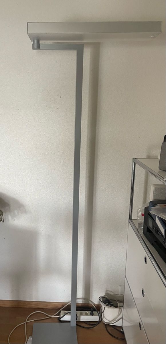 Tulux Lampade: Tulux Stehleuchte, Büro Lampe – Usato da Zürich venduto da Lupini