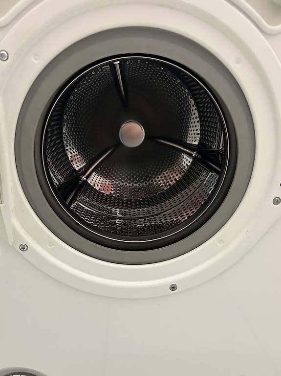 Novamatic Lavatrici: Novamatic WM 3kg – Usato da Dornach venduto da tae_8vj6 1