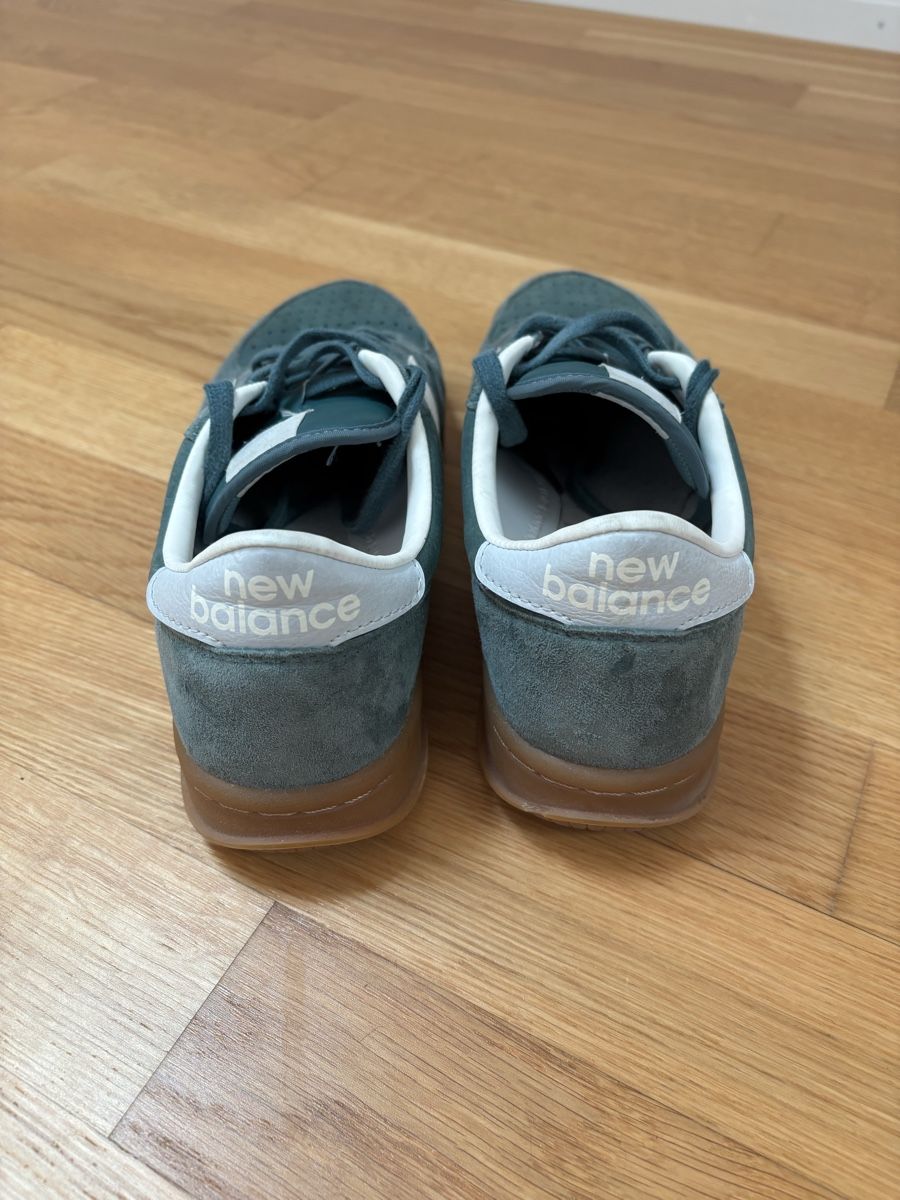 New Balance Scarpe da uomo: New Balance CT500AA grün, Gr 43 – Nuovo (secondo la descrizione) da Bettwiesen venduto da ras_9rk9 2