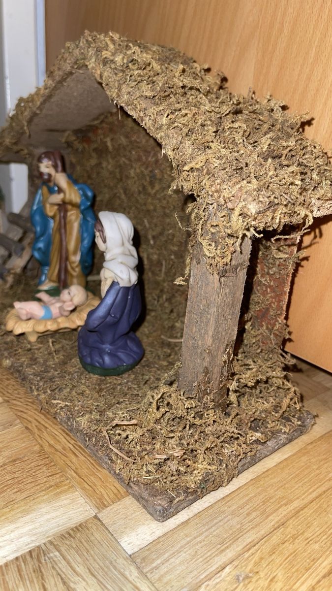 Toutes les décorations: Krippe mit Tonfiguren – D'occasion à Schönenbuch par Charlie62 5