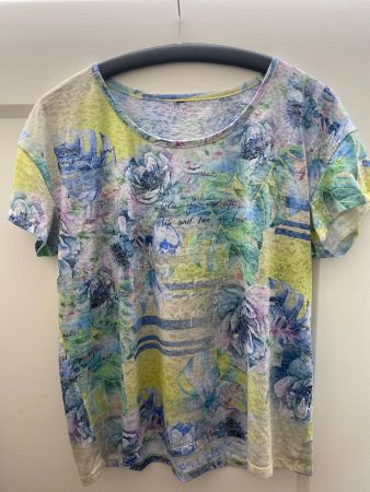 Chicorée Shirt, Grösse L, Sommerliches Blumenmuster💐