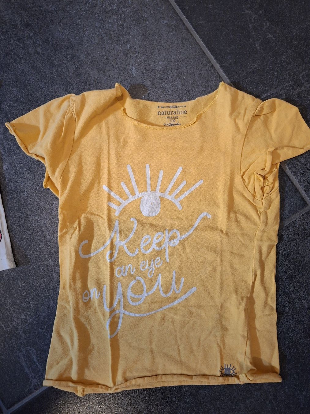 Kleiderpakete & -sets: 3 T-Shirts Mädchen Grösse 104 Set – Gebraucht aus Niedergampel von Picas2ndHand 2