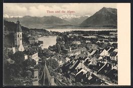 Thun, Totalansicht mit Gewässer und Alp