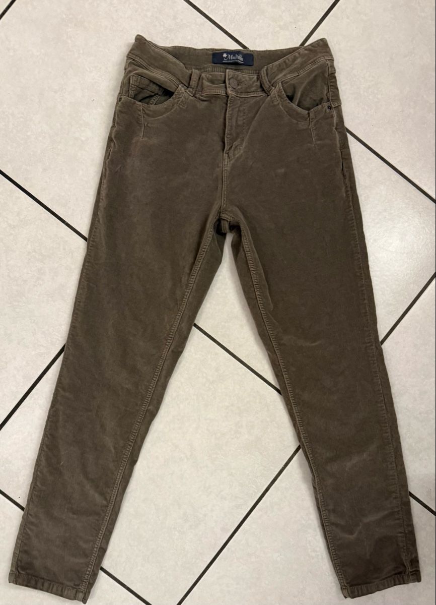 Pantaloni: Multiblu Cordhosen Gr. 38 Khaki Braun 98% Baumwolle 2% Elast – Nuovo (secondo la descrizione) da Lyss venduto da Sibella56