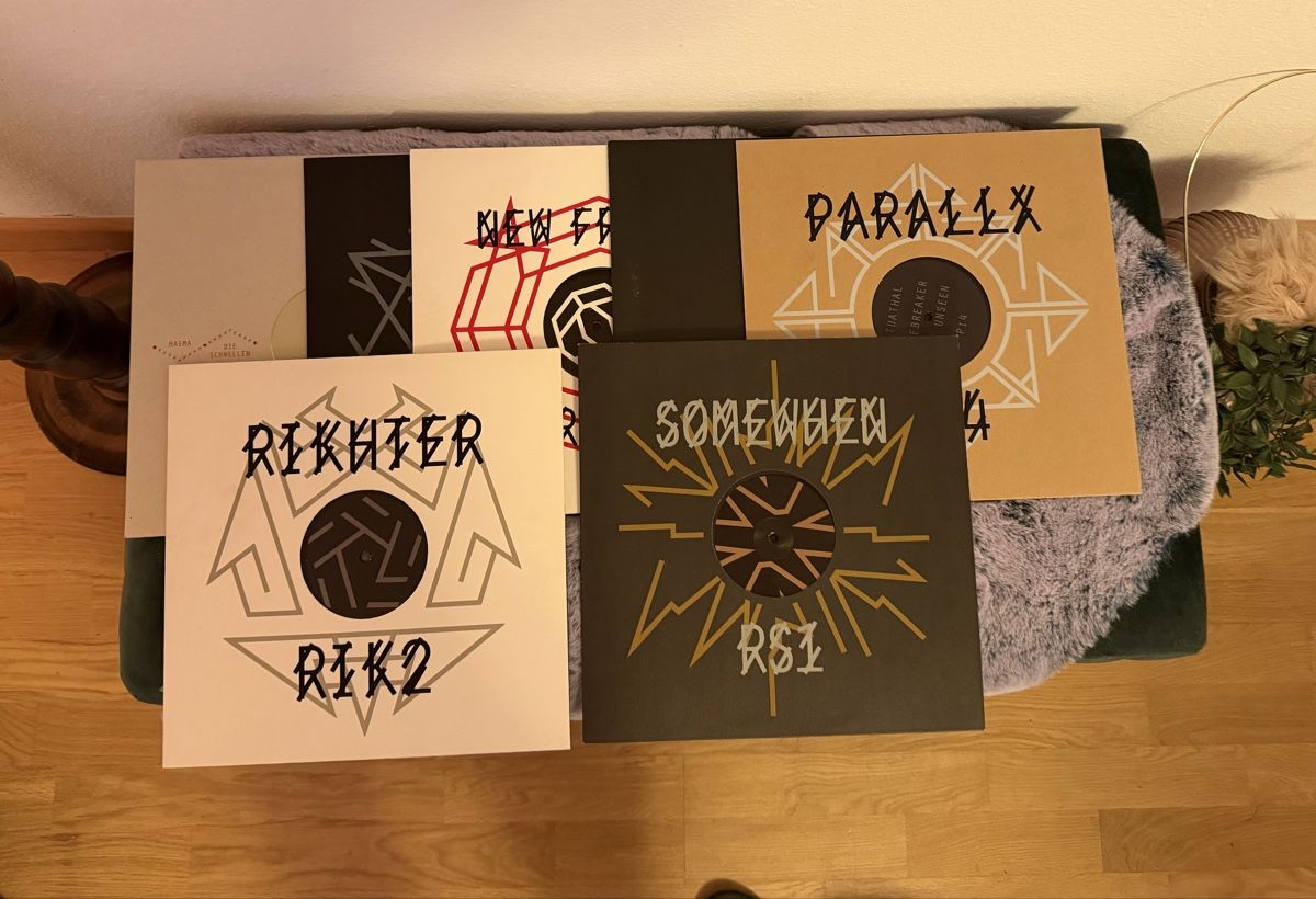 Schallplatten: R-Label Vinyl Collection – Neu (gemäss Beschreibung) aus Allschwil von ASW.4102