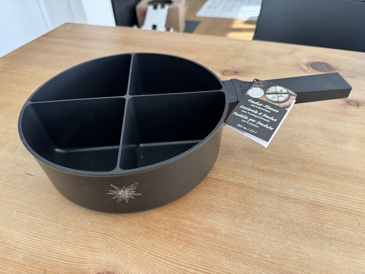 Padelle: 4Fondue, Pfanne mit 4 Kammern – Nuovo e nell'imballaggio originale da Urtenen-Schönbühl venduto da Lalablue 1