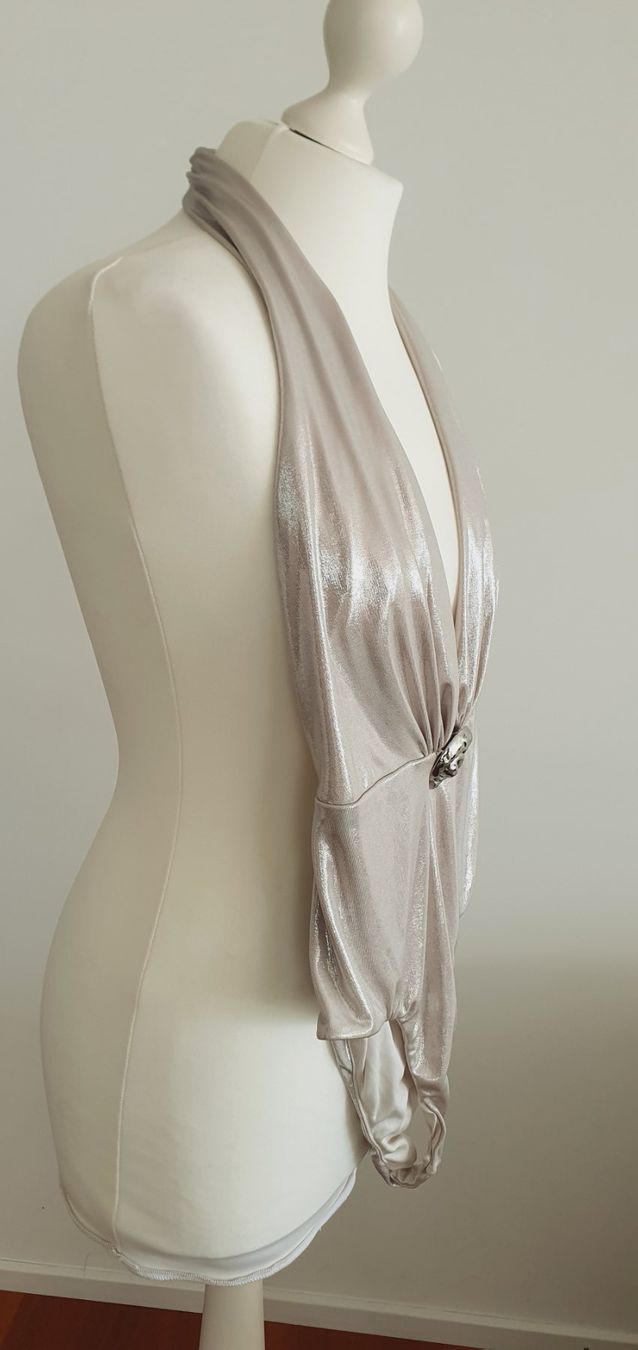 Top: Body beige silberfarben Gr. XS/S elegant – Usato da Stansstad venduto da InStyle8 3