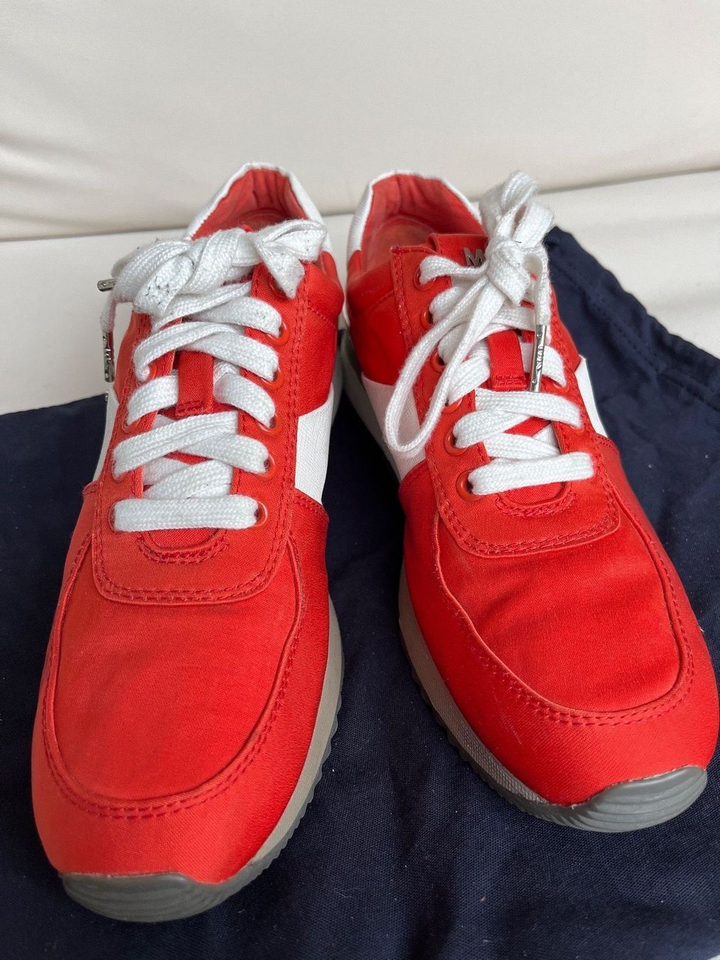 Michael Kors Scarpe da donna: Michael Kors Sneaker/ 37.5 – Nuovo (secondo la descrizione) da Wallisellen venduto da Chatswood_8hwh