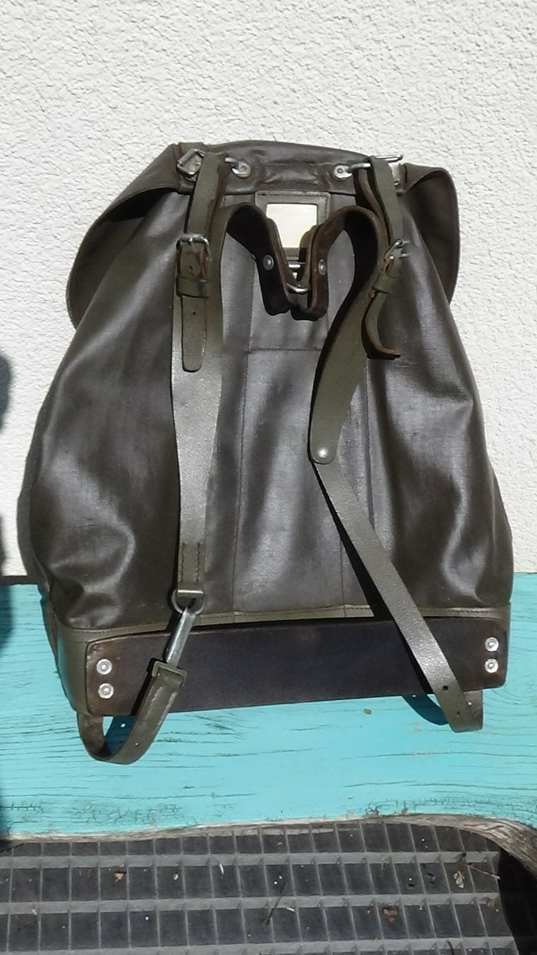 Schweizer Armee Zaini: Alter Militär Rucksack – Usato da Wiedlisbach venduto da Bobesch10 2