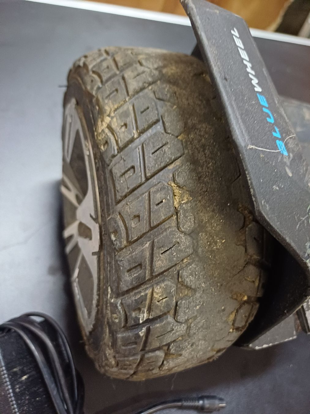 Hoverboard: BlueWheel Hoverboard Defekt für Bastler – Difettoso da Wangenried venduto da Recycler94 3