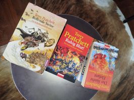 14 Scheibenwelt Bücher - Terry Pratchett