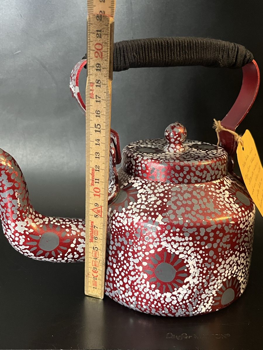 Dipinti: YOYOI KUSAMA "teapot" – Usato da Wiesenberg venduto da swissantik 8